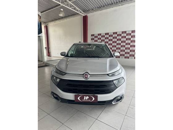 FIAT TORO 1.8 16V EVO FLEX FREEDOM OPEN EDITION AT6 FIAT TORO 1.8 16V EVO FLEX FREEDOM OPEN EDITION AT6